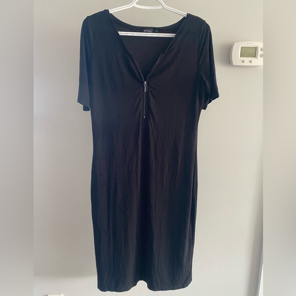 Reitmans Dresses & Skirts - Black dress